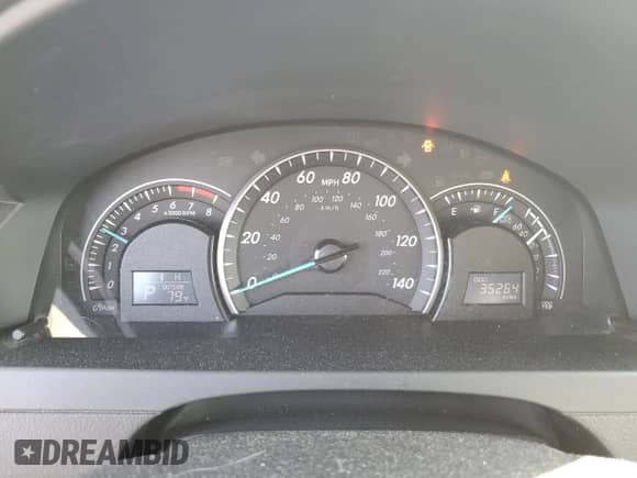 2014 Toyota Camry L с VIN 4T1BF1FKXEU865138, выставлен на аукционе Copart как лот 71978325 с пробегом 35 264 миль миль и Списание • Salvage title. История ставок и продаж доступна на DreamBid. Изображение 9.