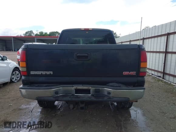 2004 GMC Sierra 1500 SLE with VIN 1GTEK19T14E280300, listed as a IAAI auction lot 42648591 with Not provided miles and . Bid and sale history available at DreamBid. Image 16.