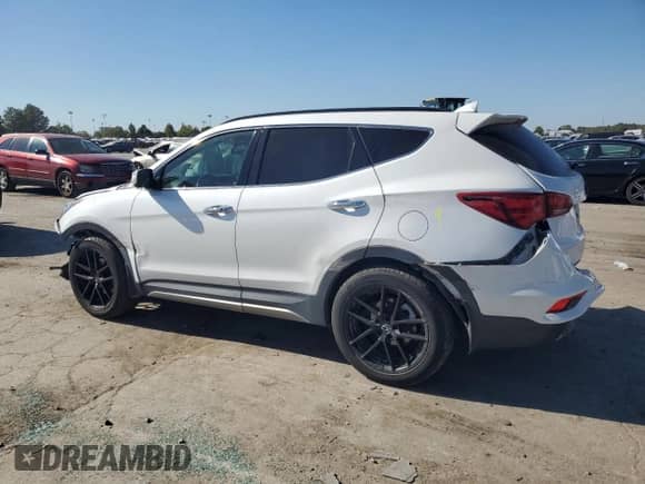 2017 Hyundai Santa Fe Ultimate с VIN 5XYZWDLAXHG447314, выставлен на аукционе Copart как лот 85910775 с пробегом 121 017 миль миль и Списание • Salvage title. История ставок и продаж доступна на DreamBid. Изображение 2.