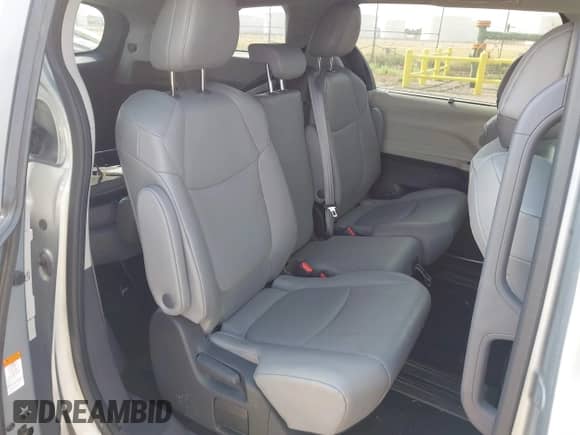 2024 Toyota Sienna XLE with VIN 5TDYRKEC4RS190323, listed as a IAAI auction lot 42945928 with 45,676 mi miles and . Bid and sale history available at DreamBid. Image 8.