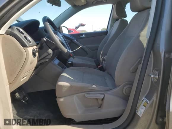 2009 Volkswagen Tiguan S с VIN WVGAV95N59W525107, выставлен на аукционе Copart как лот 71562935 с пробегом 149 399 миль миль и Чистый • Clean title. История ставок и продаж доступна на DreamBid. Изображение 7.