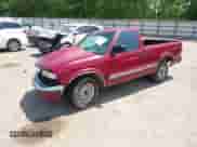 2000 Chevrolet S-10 with VIN 1GCCS1457YK285234, listed as a IAAI auction lot 42155328 with 384,761 mi miles and . Bid and sale history available at DreamBid. Image 2.