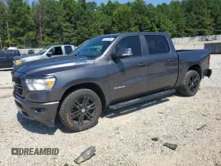 2020 Ram 1500 Big Horn с VIN 1C6RREFT9LN172733, выставлен на аукционе Copart как лот 64875305 с пробегом 75 113 миль миль и Списание • Salvage title. История ставок и продаж доступна на DreamBid. Изображение 1.