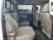 2016 GMC Sierra 1500 Denali z VIN 3GTU2PEJ1GG221537, wystawiony jako Copart lot #80850875 z przebiegiem Nie podano mil oraz Szkoda całkowita • Salvage title. Historia ofert i sprzedaży dostępna na DreamBid. Obrazek 10.