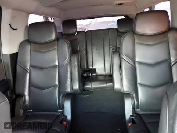 2015 Cadillac Escalade ESV Premium с VIN 1GYS3JKJ3FR299901, выставлен на аукционе Copart как лот 87069245 с пробегом 180 957 миль миль и Чистый • Clean title. История ставок и продаж доступна на DreamBid. Изображение 10.