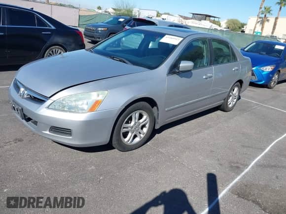 2007 Honda Accord EX-L with VIN 1HGCM568X7A077976, listed as a IAAI auction lot 43485913 with 279,093 mi miles and . Bid and sale history available at DreamBid. Image 2.