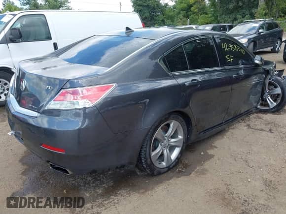 2012 Acura TL Auto with VIN 19UUA9F26CA009250, listed as a IAAI auction lot 42958310 with 103,204 mi miles and . Bid and sale history available at DreamBid. Image 4.