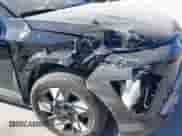 2025 Hyundai Kona SEL с VIN KM8HB3AB7SU312306, выставлен на аукционе IAAI как лот 43424687 с пробегом 4 449 миль миль и . История ставок и продаж доступна на DreamBid. Изображение 6.