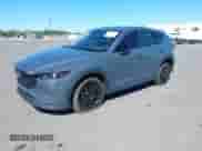 2023 Mazda CX-5 S Preferred z VIN JM3KFBCM4P0289418, wystawiony jako IAAI lot #43404635 z przebiegiem 42 300 mil mil oraz . Historia ofert i sprzedaży dostępna na DreamBid. Obrazek 17.