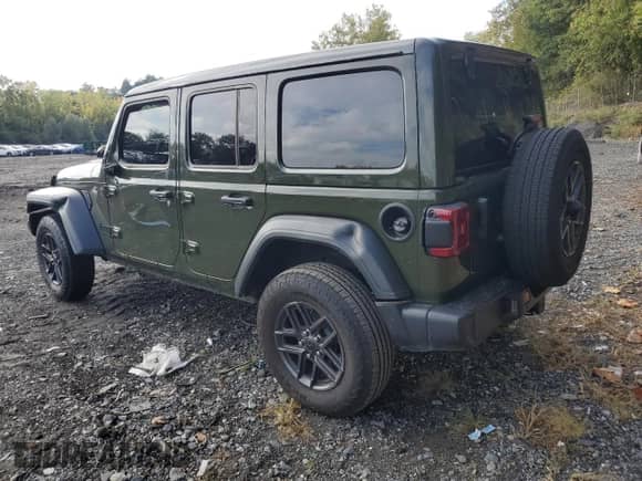 2024 Jeep Wrangler Willys с VIN 1C4PJXDN2RW104560, выставлен на аукционе Copart как лот 73190264 с пробегом 3 842 миль миль и Списание • Salvage title. История ставок и продаж доступна на DreamBid. Изображение 2.