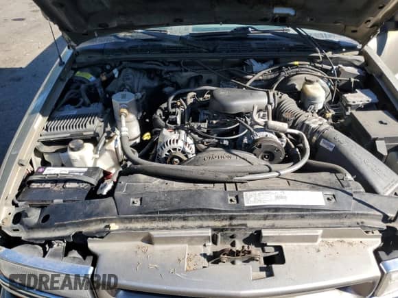 2000 Chevrolet S-10 LS с VIN 1GCDT19WXY8310207, выставлен на аукционе Copart как лот 66741795 с пробегом 249 889 миль миль и Чистый • Clean title. История ставок и продаж доступна на DreamBid. Изображение 11.