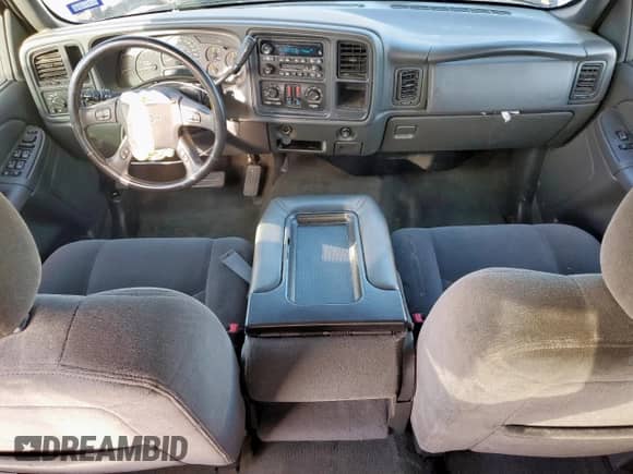 2005 Chevrolet Silverado 1500 LS with VIN 2GCEC13T051340351, listed as a Copart auction lot 85701255 with 169,802 mi miles and Salvage title. Bid and sale history available at DreamBid. Image 8.