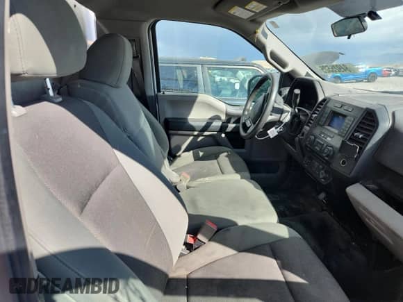 2018 Ford F-150 XL z VIN 1FTMF1CP2JKD88871, wystawiony jako Copart lot #84925525 z przebiegiem 121 981 mil mil oraz Szkoda całkowita • Salvage title. Historia ofert i sprzedaży dostępna na DreamBid. Obrazek 10.