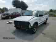 2000 Chevrolet S-10 LS с VIN 1GCCS194XY8105578, выставлен на аукционе Copart как лот 65154955 с пробегом 224 946 миль миль и Списание • Salvage title. История ставок и продаж доступна на DreamBid. Изображение 14.