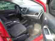 2014 Dodge Journey SE z VIN 3C4PDCAB3ET309766, wystawiony jako IAAI lot #42739263 z przebiegiem 145 205 mil mil oraz . Historia ofert i sprzedaży dostępna na DreamBid. Obrazek 5.