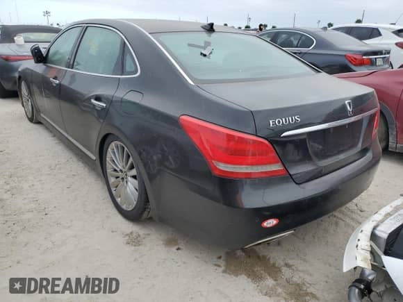2015 Hyundai Equus Ultimate с VIN KMHGH4JH5FU093811, выставлен на аукционе Copart как лот 75100624 с пробегом Не указан миль и Списание • Salvage title. История ставок и продаж доступна на DreamBid. Изображение 2.