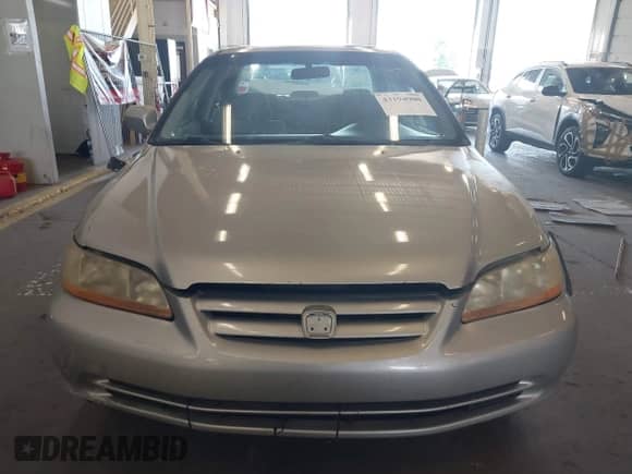 2002 Honda Accord SE с VIN JHMCG56752C026846, выставлен на аукционе IAAI как лот 43194900 с пробегом 244 770 миль миль и . История ставок и продаж доступна на DreamBid. Изображение 12.