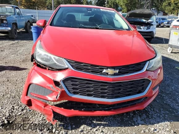 2017 Chevrolet Cruze LT z VIN 1G1BE5SMXH7228364, wystawiony jako Copart lot #82641385 z przebiegiem 131 457 mil mil oraz Czysty tytuł • Clean title. Historia ofert i sprzedaży dostępna na DreamBid. Obrazek 5.