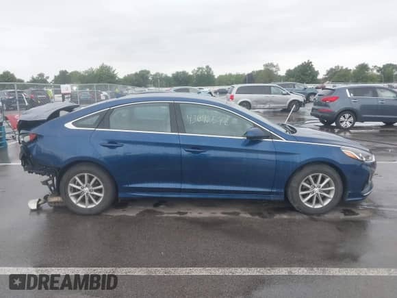 2018 Hyundai Sonata Eco с VIN 5NPE24AA1JH707241, выставлен на аукционе IAAI как лот 43092578 с пробегом 127 209 миль миль и . История ставок и продаж доступна на DreamBid. Изображение 13.