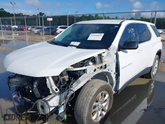 2020 Chevrolet Traverse LS с VIN 1GNERFKW3LJ272502, выставлен на аукционе IAAI как лот 42926810 с пробегом 95 359 миль миль и . История ставок и продаж доступна на DreamBid. Изображение 2.