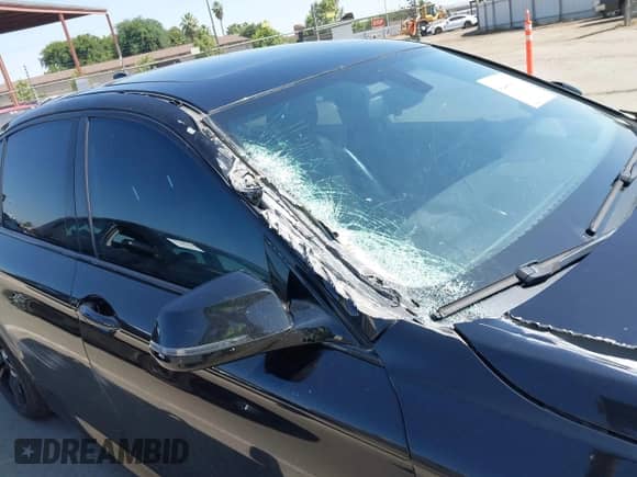 2016 BMW 5 Series 535i с VIN WBA5B1C56GG133549, выставлен на аукционе IAAI как лот 42444163 с пробегом 93 454 миль миль и . История ставок и продаж доступна на DreamBid. Изображение 17.