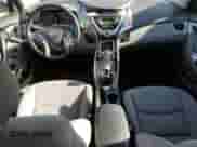 2012 Hyundai Elantra GLS z VIN 5NPDH4AE9CH147680, wystawiony jako Copart lot #84458215 z przebiegiem 145 141 mil mil oraz Szkoda całkowita • Salvage title. Historia ofert i sprzedaży dostępna na DreamBid. Obrazek 8.