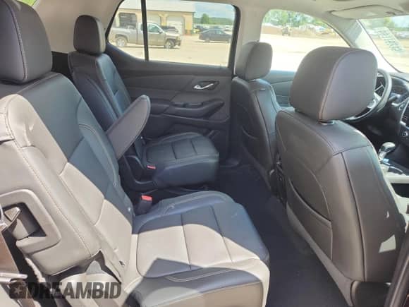 2021 Chevrolet Traverse LT z VIN 1GNEVHKWXMJ235276, wystawiony jako Copart lot #69116235 z przebiegiem 43 717 mil mil oraz Szkoda całkowita • Salvage title. Historia ofert i sprzedaży dostępna na DreamBid. Obrazek 11.