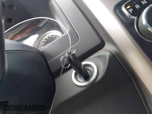 2015 Ram 1500 Big Horn z VIN 1C6RR6LT8FS663651, wystawiony jako IAAI lot #43072230 z przebiegiem 177 299 mil mil oraz . Historia ofert i sprzedaży dostępna na DreamBid. Obrazek 11.