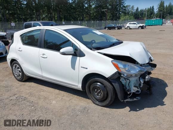 2015 Toyota Prius One с VIN JTDKDTB38F1584947, выставлен на аукционе IAAI как лот 42808560 с пробегом 96 396 миль миль и . История ставок и продаж доступна на DreamBid. Изображение 1.