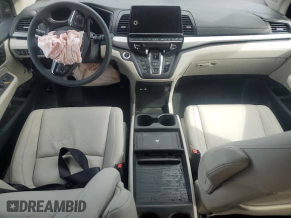 2025 Honda Odyssey EX-L с VIN 5FNRL6H64SB037647, выставлен на аукционе Copart как лот 81836075 с пробегом 10 429 миль миль и Списание • Salvage title. История ставок и продаж доступна на DreamBid. Изображение 8.