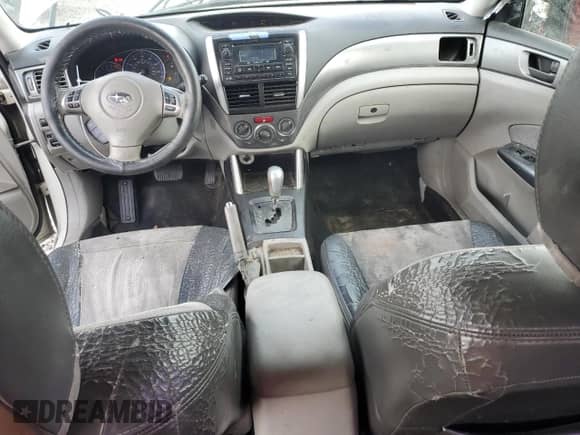 2013 Subaru Forester X z VIN JF2SHABC3DH439023, wystawiony jako Copart lot #84648795 z przebiegiem 206 500 mil mil oraz Czysty tytuł • Clean title. Historia ofert i sprzedaży dostępna na DreamBid. Obrazek 8.