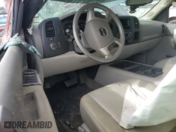 2013 GMC Sierra 1500 SLE with VIN 3GTP2VE73DG376608, listed as a Copart auction lot 81898555 with Not provided miles and Salvage title. Bid and sale history available at DreamBid. Image 8.