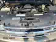 2000 Chevrolet Suburban LT с VIN 3GNFK16TXYG178606, выставлен на аукционе Copart как лот 71483564 с пробегом 127 696 миль миль и Чистый • Clean title. История ставок и продаж доступна на DreamBid. Изображение 12.