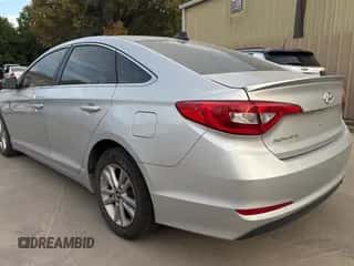 2016 Hyundai Sonata SE с VIN 5NPE24AF9GH346779, выставлен на аукционе Copart как лот 87307925 с пробегом 174 565 миль миль и Чистый • Clean title. История ставок и продаж доступна на DreamBid. Изображение 3.