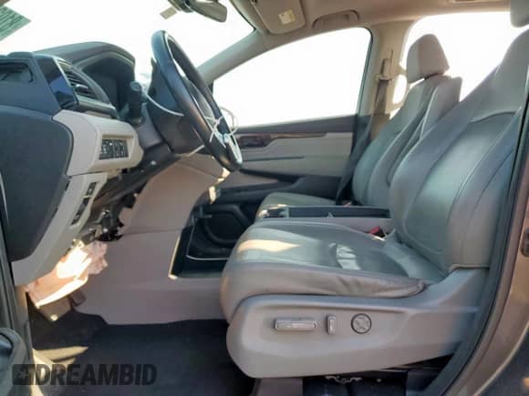 2018 Honda Odyssey Elite with VIN 5FNRL6H9XJB000255, listed as a Copart auction lot 81934885 with 84,935 mi miles and Salvage title. Bid and sale history available at DreamBid. Image 7.