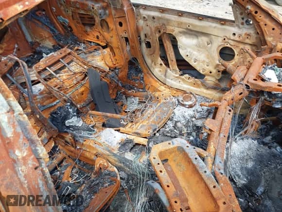 2015 BMW 4 Series 428i xDrive with VIN WBA4A7C50FD413176, listed as a IAAI auction lot 41851037 with Not provided miles and . Bid and sale history available at DreamBid. Image 5.