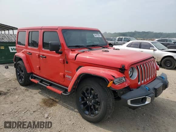 2022 Jeep Wrangler Unlimited Sahara with VIN 1C4JJXP66NW257740, listed as a Copart auction lot 66473935 with 21,823 mi miles and Salvage title. Bid and sale history available at DreamBid. Image 4.