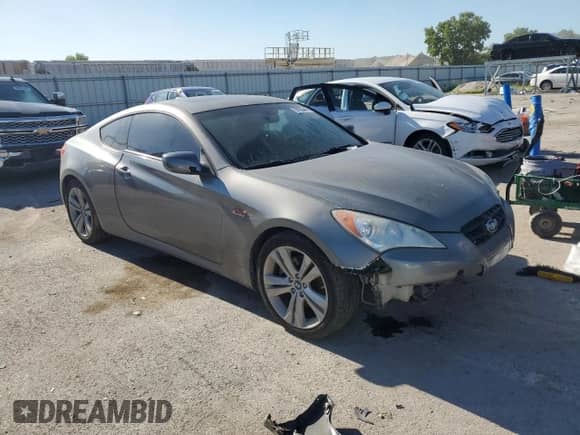 2011 Hyundai Genesis Coupe Premium z VIN KMHHT6KD9BU055275, wystawiony jako Copart lot #64195445 z przebiegiem 150 828 mil mil oraz Szkoda całkowita • Salvage title. Historia ofert i sprzedaży dostępna na DreamBid. Obrazek 4.
