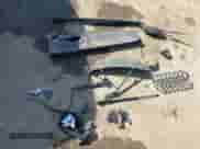 2021 Jeep Wrangler Unlimited Sahara Altitude z VIN 1C4HJXEN9MW645794, wystawiony jako IAAI lot #41807183 z przebiegiem 84 043 mil mil oraz . Historia ofert i sprzedaży dostępna na DreamBid. Obrazek 12.