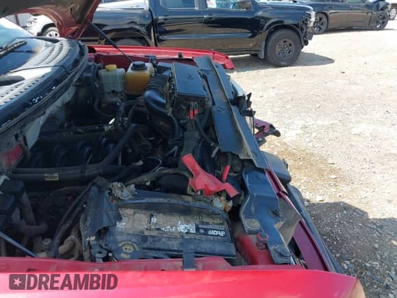 2014 Ford F-150 XL с VIN 1FTFW1EF2EKE21256, выставлен на аукционе IAAI как лот 42913911 с пробегом 204 437 миль миль и . История ставок и продаж доступна на DreamBid. Изображение 17.