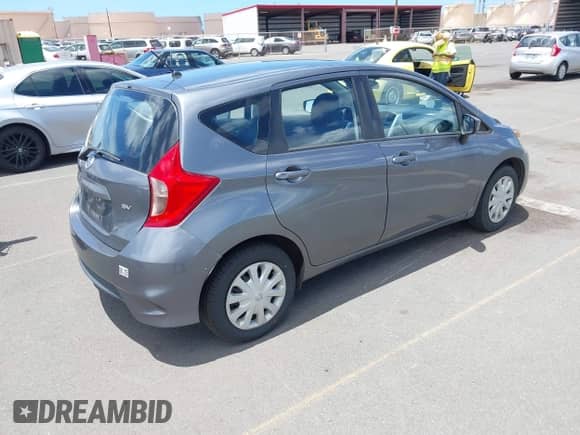 2019 Nissan Note SV с VIN 3N1CE2CP7KL355730, выставлен на аукционе IAAI как лот 42278873 с пробегом 47 472 миль миль и . История ставок и продаж доступна на DreamBid. Изображение 4.