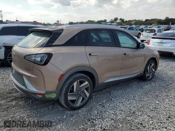 2020 Hyundai NEXO Limited с VIN KM8J84A69LU007979, выставлен на аукционе Copart как лот 53657845 с пробегом 21 733 миль миль и Списание • Salvage title. История ставок и продаж доступна на DreamBid. Изображение 3.