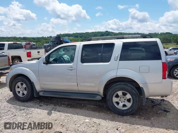 2007 Nissan Pathfinder S с VIN 5N1AR18U57C647876, выставлен на аукционе IAAI как лот 42569917 с пробегом 205 321 миль миль и . История ставок и продаж доступна на DreamBid. Изображение 15.