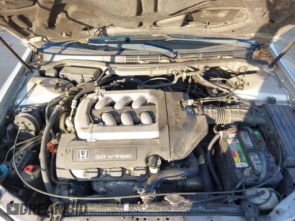 2002 Honda Accord EX with VIN 1HGCG16532A001692, listed as a IAAI auction lot 43408519 with 313,872 mi miles and . Bid and sale history available at DreamBid. Image 10.