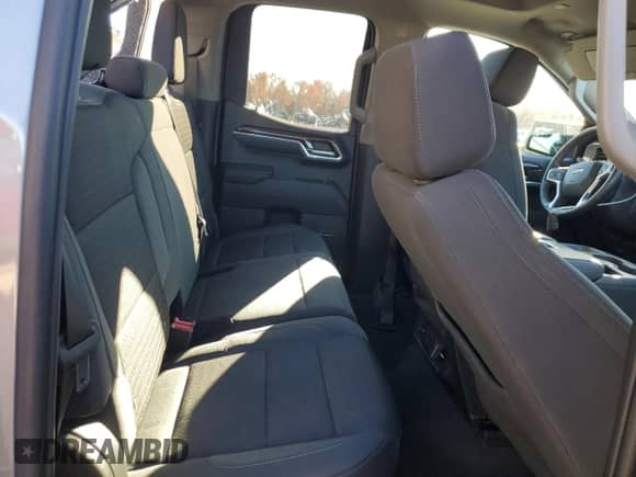 2023 Chevrolet Silverado 1500 LT with VIN 1GCRDDED8PZ114929, listed as a Copart auction lot 80703884 with 22,698 mi miles and Salvage title. Bid and sale history available at DreamBid. Image 10.