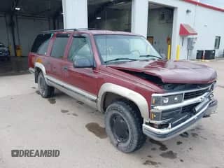 1998 Chevrolet Suburban с VIN 1GNFK16R6WJ355393, выставлен на аукционе IAAI как лот 42703001 с пробегом 208 679 миль миль и . История ставок и продаж доступна на DreamBid. Изображение 1.