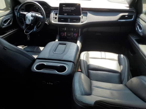 2021 Chevrolet Suburban RST с VIN 1GNSKEKT7MR469473, выставлен на аукционе Copart как лот 67479964 с пробегом 59 192 миль миль и Списание • Salvage title. История ставок и продаж доступна на DreamBid. Изображение 8.