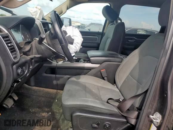 2020 Ram 1500 Lone Star z VIN 1C6RREFT4LN361595, wystawiony jako Copart lot #69188455 z przebiegiem 106 474 mil mil oraz Szkoda całkowita • Salvage title. Historia ofert i sprzedaży dostępna na DreamBid. Obrazek 7.