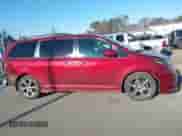 2016 Toyota Sienna SE с VIN 5TDXK3DC8GS716764, выставлен на аукционе IAAI как лот 41278353 с пробегом 174 495 миль миль и . История ставок и продаж доступна на DreamBid. Изображение 13.