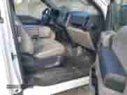 2015 Ford F-150 XLT z VIN 1FTEX1E84FFC23007, wystawiony jako IAAI lot #43333428 z przebiegiem 245 290 mil mil oraz . Historia ofert i sprzedaży dostępna na DreamBid. Obrazek 5.